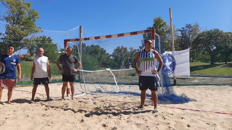 Qued inaugurada la cancha de beach handball en Racing